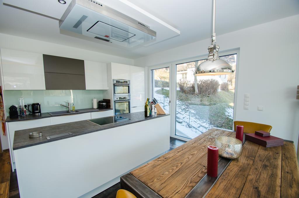 Superb Alpine Lodges By All In One Apartments ツェル アム ゼー エクステリア 写真